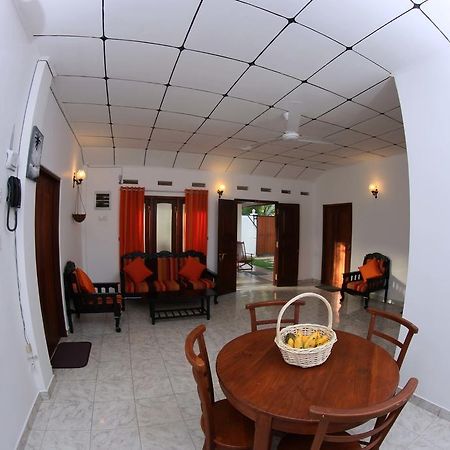 Summer Dew Villa Talpe Chambre photo