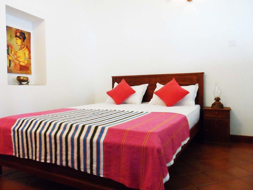 Summer Dew Villa Talpe Extérieur photo